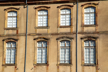 Fototapeta na wymiar Group of Windows in grey 1
