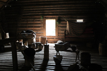 Fototapeta na wymiar Inside an old Russian hut (izba)