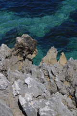 sea and rocks
