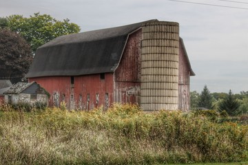 0520 - McDowell Roads Old Red and Little White (0520-BAR-092719-0205P)