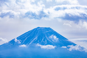 富士山、山梨県本栖湖にて