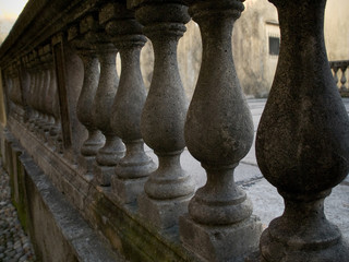 multi columned wall in granite