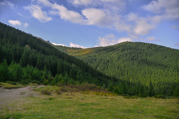 Obraz premium landscape with mountains and clouds