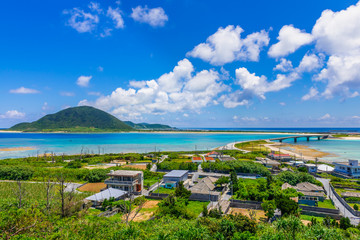 野甫集落と野甫大橋 © takusan