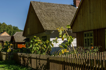 Drewniany dom wioska
