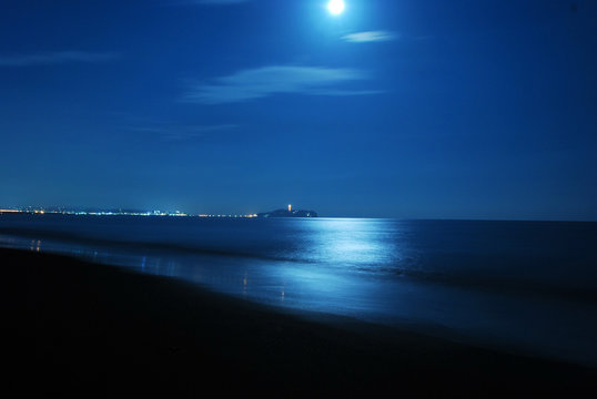 月夜の江の島