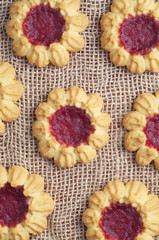 Shortbread cookies with jam