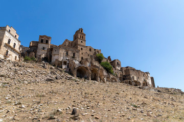 Il borgo abbandonato di Craco vicino matera in Basilicata