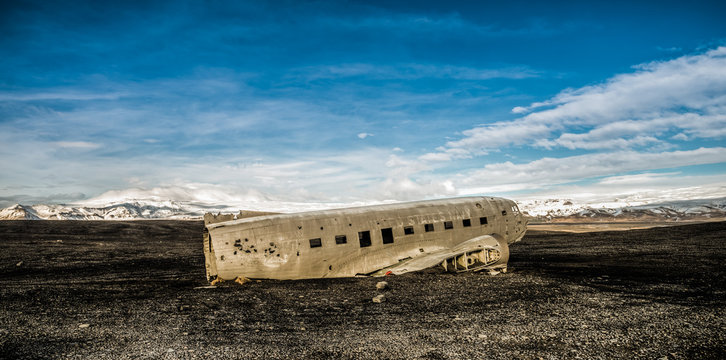 Wreckage of plane crash in S&oacute;lheimasandur, Iceland