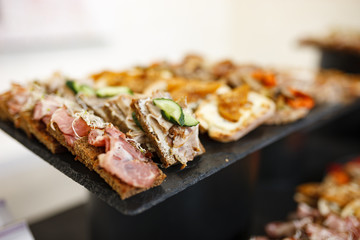 Food and drinks for corporate events, parties, conferences, summits.