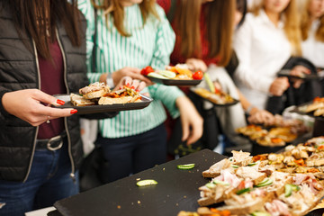 Food and drinks for corporate events, parties, conferences, summits.