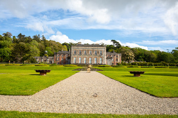 Obraz premium The garden of Bantry House, Ancient Mansion in Co. Cork, Ireland