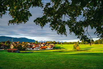 Fototapeta na wymiar Typical bavarian village