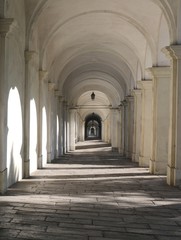 Fototapeta na wymiar Endless tunnel with arches