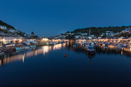 Looe Harbour from the bridge at night