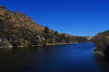 Obraz premium Paisaje Montañoso