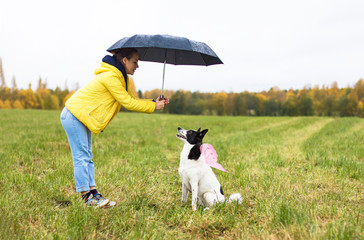 Search photos couple umbrella