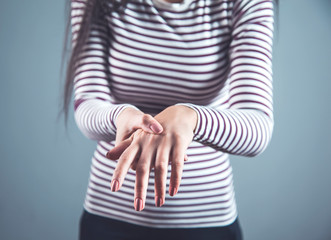 woman ache  hand