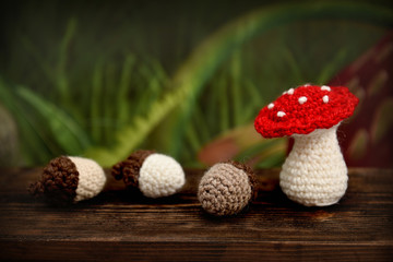 Handmade mushroom and acorn decoration - 293678070