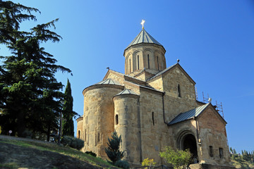 Fototapeta na wymiar Metekhi Cathedral, Tbilisi, Georgia