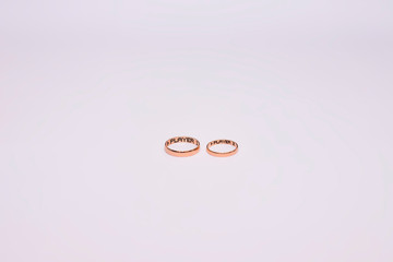 Wedding rings with engraved text player 1 player 2