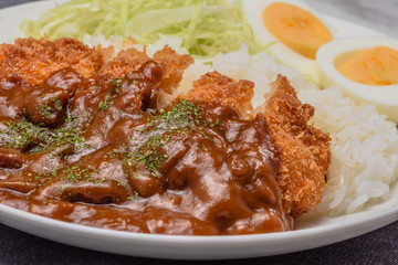 かつめし