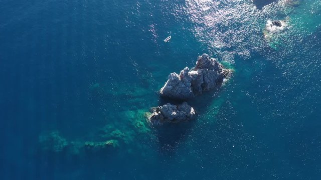 Diving spot rochers des Medes des deux fr&egrave;res Porquerolles France