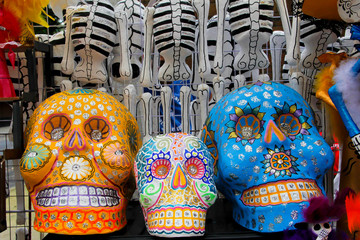 Coloridas calaveras para día de muertos en México
