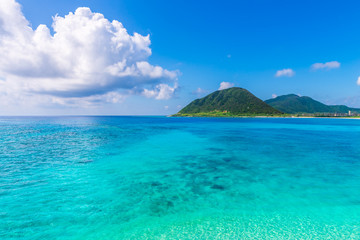 伊平屋島の海