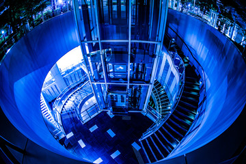 螺旋階段の構造（西新宿）