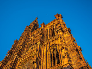Fototapeta na wymiar Cathedral Notre Dame de Strasbourg