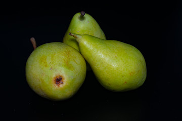 Fototapeta na wymiar La pera es una fruta muy saludable y recomendable en dietas