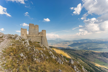 Fototapeta na wymiar The ruins of an old medieval castle, Rocca Calascio, on the Apennine mountains in the heart of Abruzzo, Italy