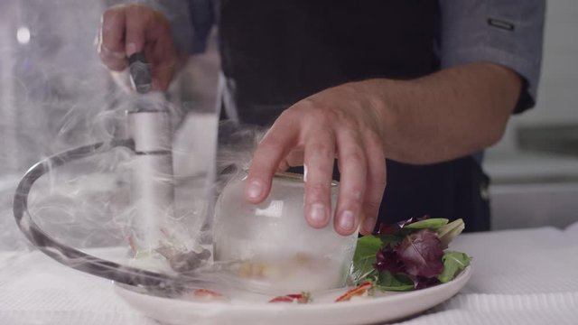 shock freezing a desert in an upscale restaurant kitchen - Dessert wird in einer gehobenen Restaurant K&uuml;che schock gefroren 4K ProRes Footage