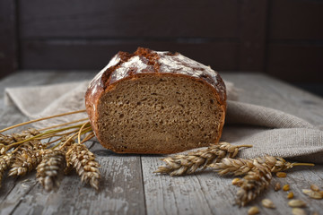 Fresh rye flour bread with wheats