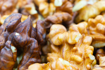 Las nueces es un fruto seco muy rico en antioxidantes y grasas saludables
