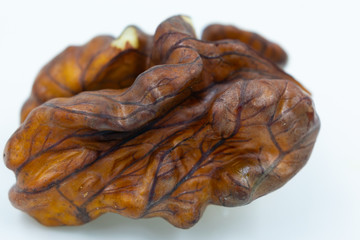Las nueces es un fruto seco muy rico en antioxidantes y grasas saludables