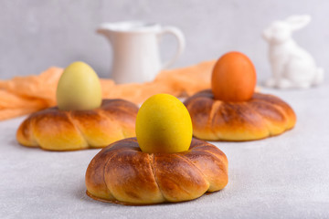 Easter mini brioche with natural coloured eggs
