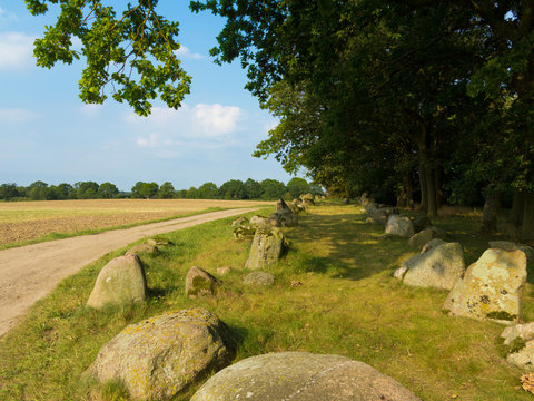 Megalithanlagen Bilder Durchsuchen 101 Archivfotos,