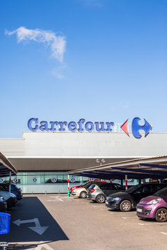 Carrefour supermarket chain brand logo