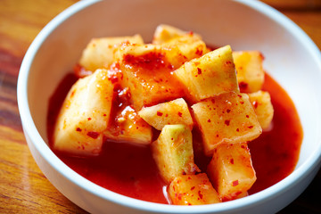 Kkakdugi, Korean white radish spicy pickles
