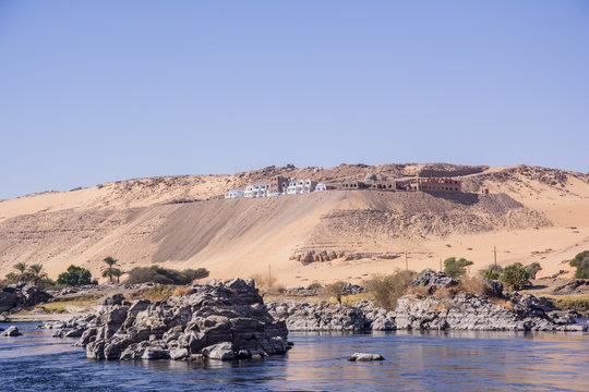 Desierto a orillas del Nilo