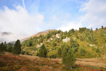 Herbst am Windebensee auf der Nockalmstraße in den Gurktaler Alpen