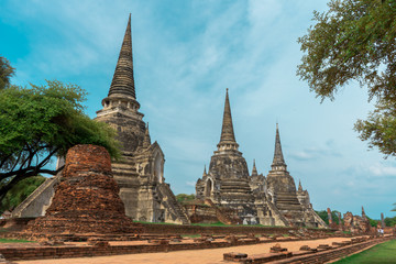 Fototapeta premium The Three Great Pagoda Stands majestically in the middle of the Phra Sri Sanphet Temple, Ayutthaya History Park, Thailand