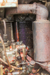 retro tractor. t-25. breakage, oil flow in the cylinder. there is a tint. air cooling