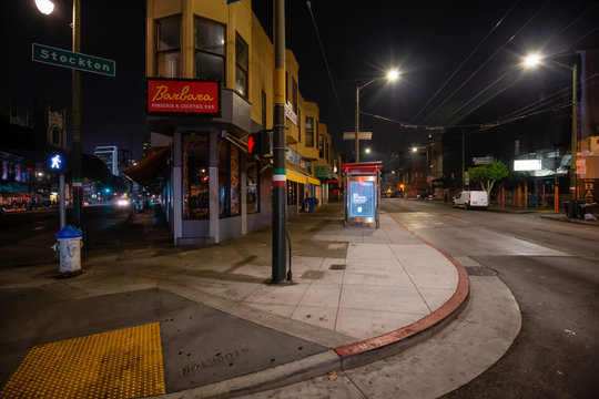 Street Corner Night Images – Browse 3,737 Stock Photos, Vectors, and Video  | Adobe Stock