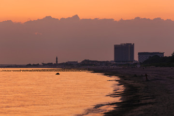 Sonnenaufgang in Warnemünde