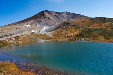 旭岳と姿見の池