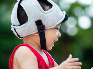 Naklejka premium cute baby newborn in lovely action