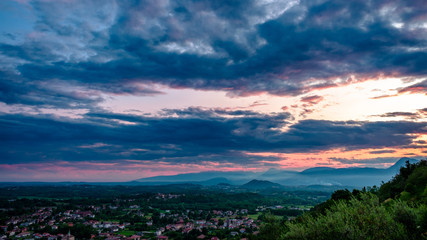 Fototapeta na wymiar Stormy sunset in the italian countryside